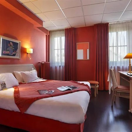 Logis Darcy Centre Hotel