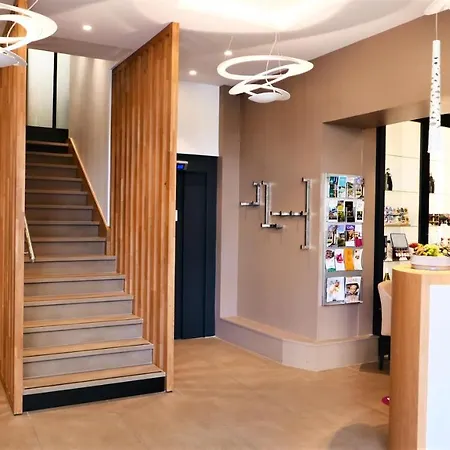 Hotell Logis Darcy Centre Dijon