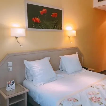 Logis Darcy Centre Отель Дижон