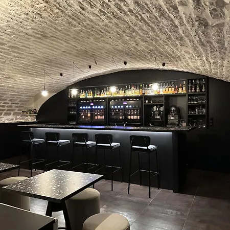 Hotel Logis Darcy Centre Dijon