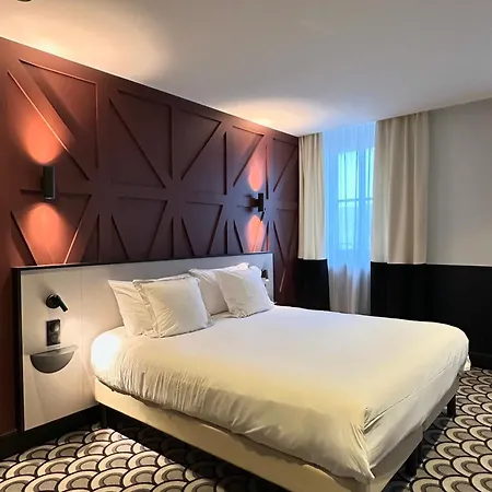 Logis Darcy Centre Hotel 4*