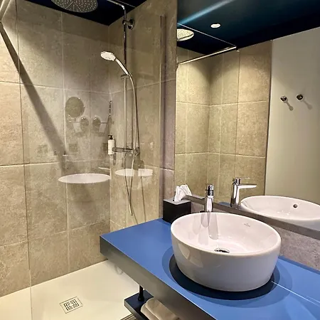Hotel Logis Darcy Centre Dijon