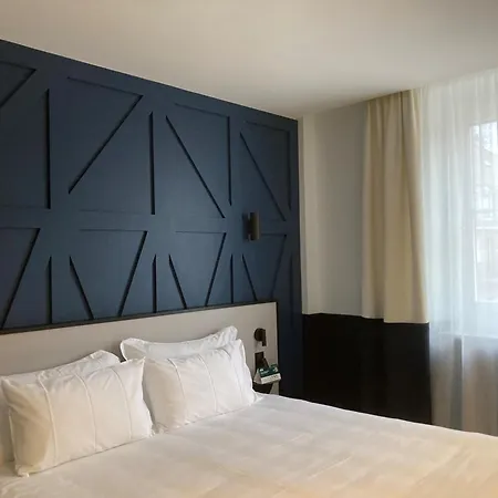 호텔 Logis Darcy Centre 4*