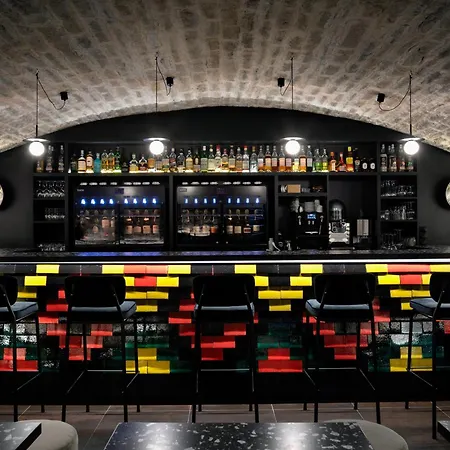 Hotel Logis Darcy Centre Dijon