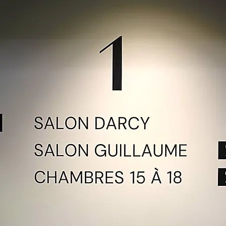 Hotel Logis Darcy Centre Dijon