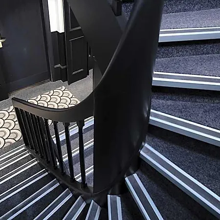 Logis Darcy Centre Hotell 4*