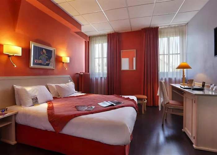 Logis Darcy Centre Hotel