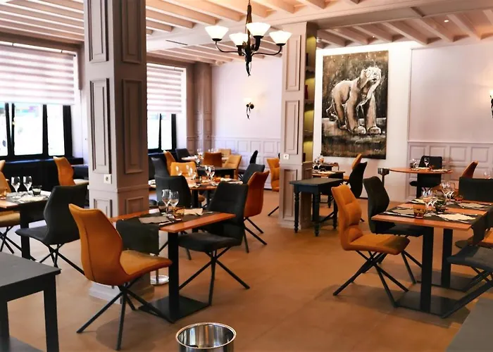 Hotel Logis Darcy Centre Dijon