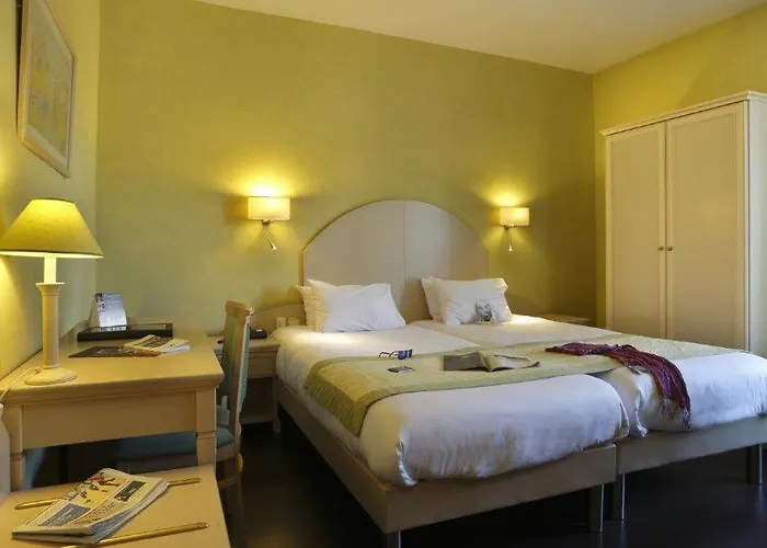 Hotel Logis Darcy Centre Dijon