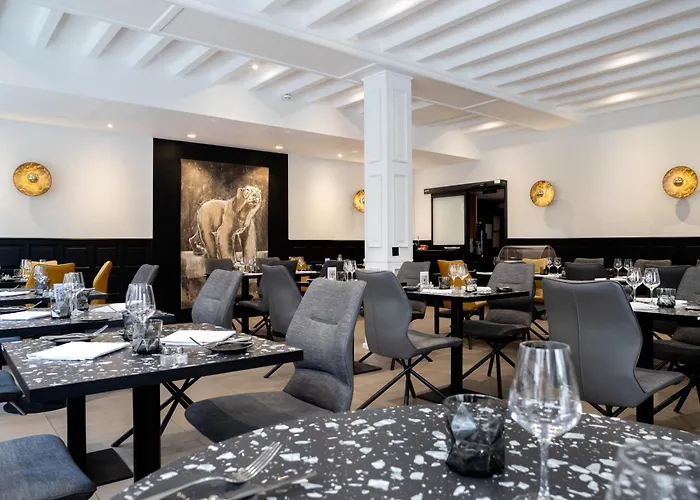 Hotel Logis Darcy Centre Dijon