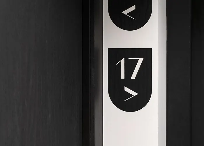 ホテル Logis Darcy Centre ディジョン