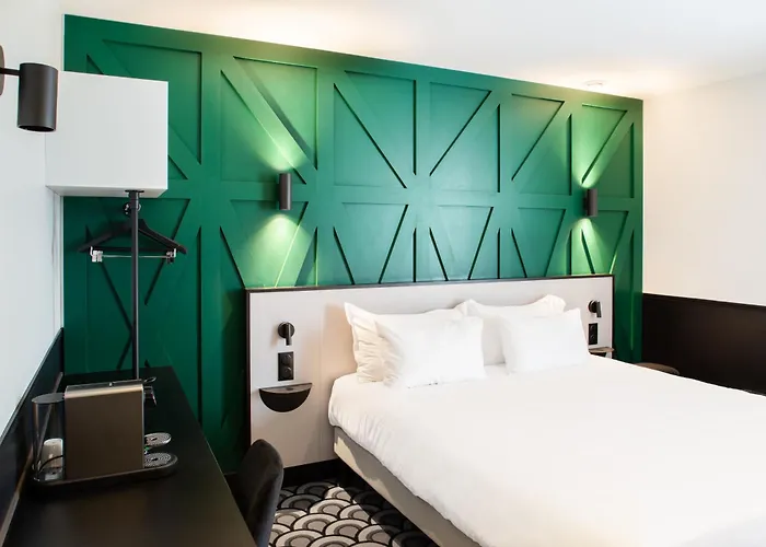 Logis Darcy Centre ホテル 4*