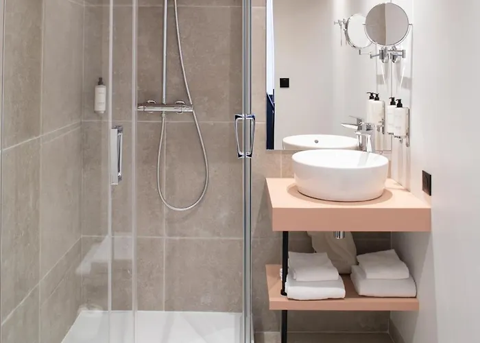 Logis Darcy Centre Hotel