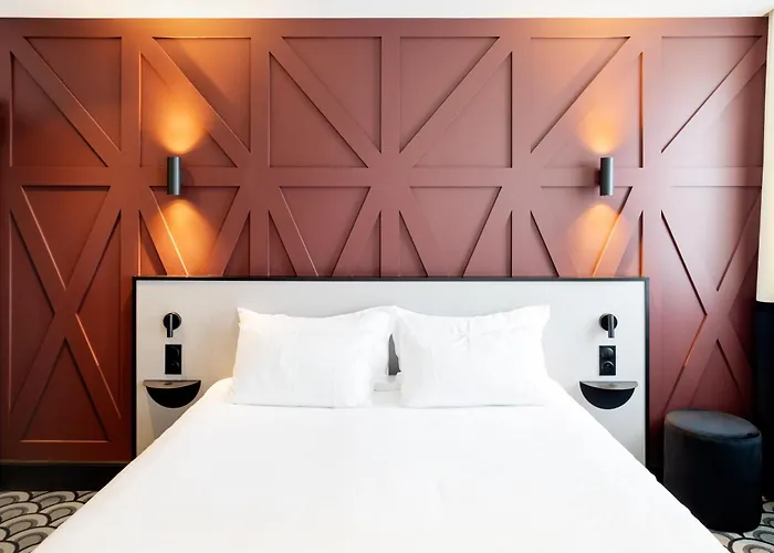 Hotel Logis Darcy Centre Dijon